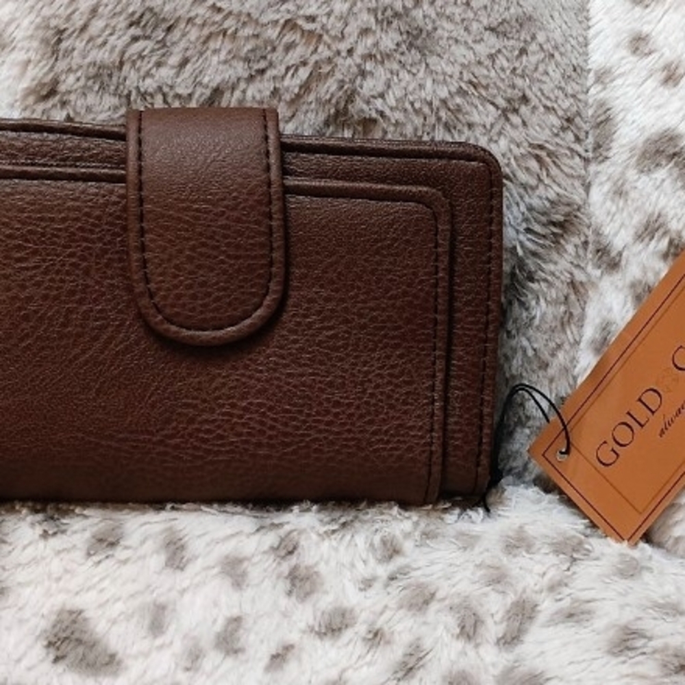 Gold Coast Leather Wallet